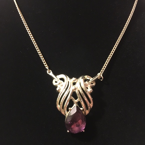 Jewelry - Vintage amethyst necklace